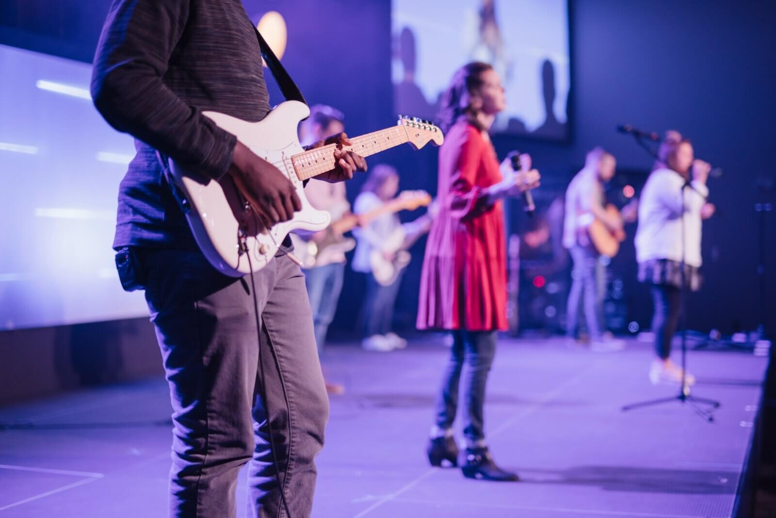 Hue Church worship team serving